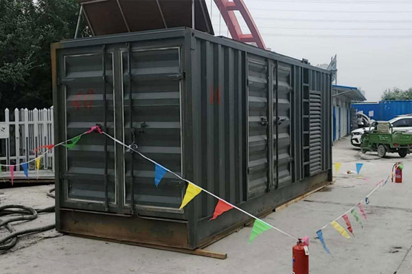 六合发电机租赁空气滤清器多久更换一次?