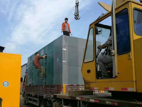 六合更换水冷式机油散热器密封件的操作流程是怎样的？